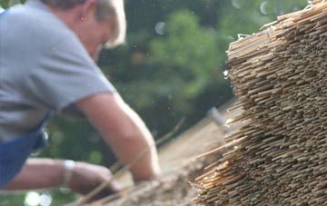 professional Kingswood thatchers